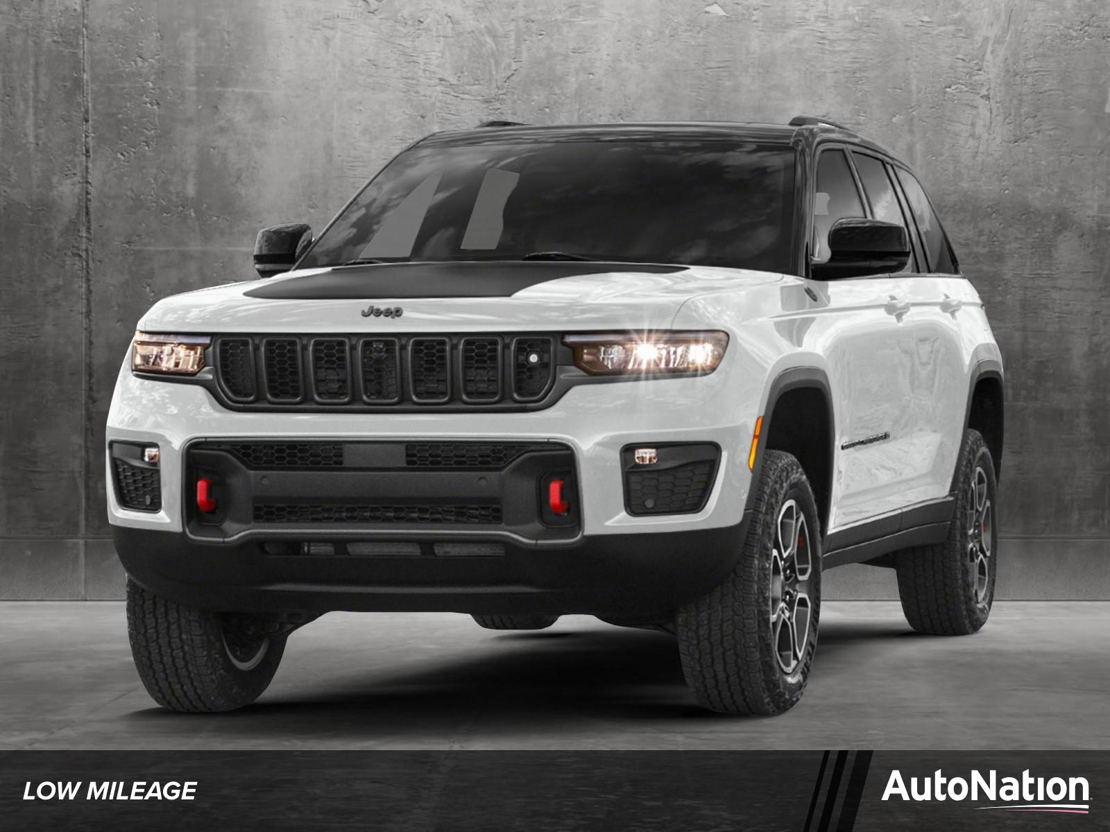 2023 Jeep Grand Cherokee Vehicle Photo in Pembroke Pines, FL 33027