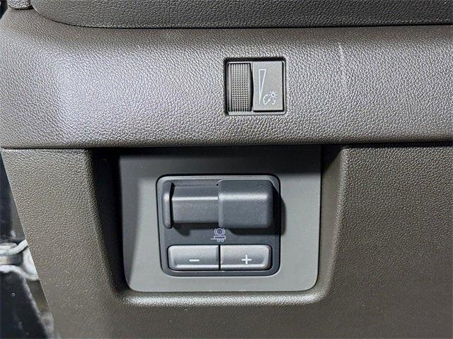 2025 Chevrolet Colorado Vehicle Photo in PUYALLUP, WA 98371-4149