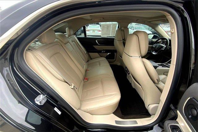 2020 Lincoln Continental Vehicle Photo in TOPEKA, KS 66609-0000