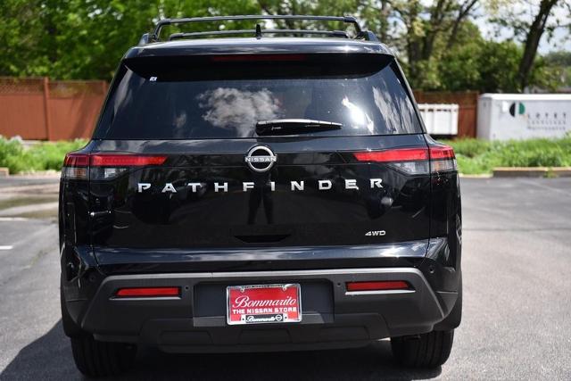 2025 Nissan Pathfinder Vehicle Photo in Ballwin, MO 63011