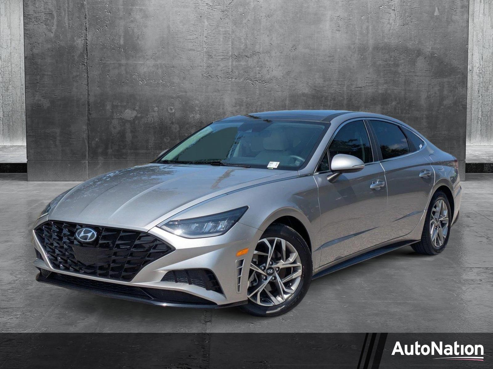 2021 Hyundai SONATA Vehicle Photo in Sarasota, FL 34231