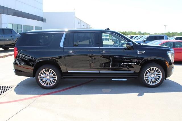 2025 GMC Yukon XL Vehicle Photo in Greenville, TX 75402