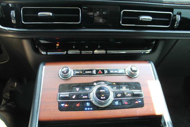 2021 Lincoln Aviator Vehicle Photo in HOUSTON, TX 77090
