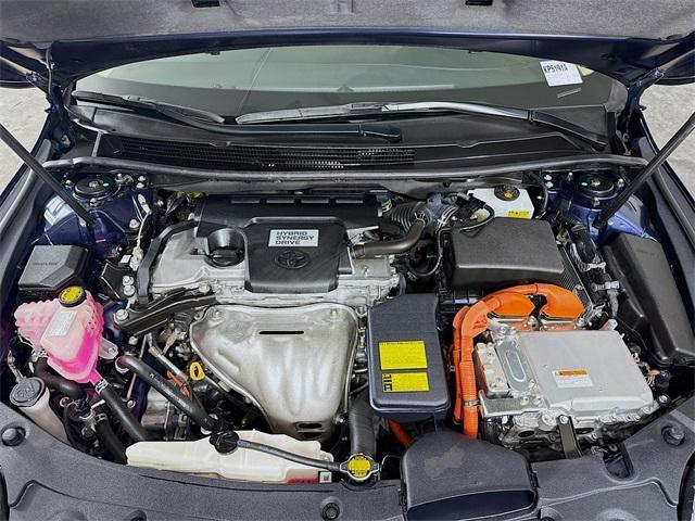 2015 Toyota Avalon Hybrid Vehicle Photo in Everett, WA 98204