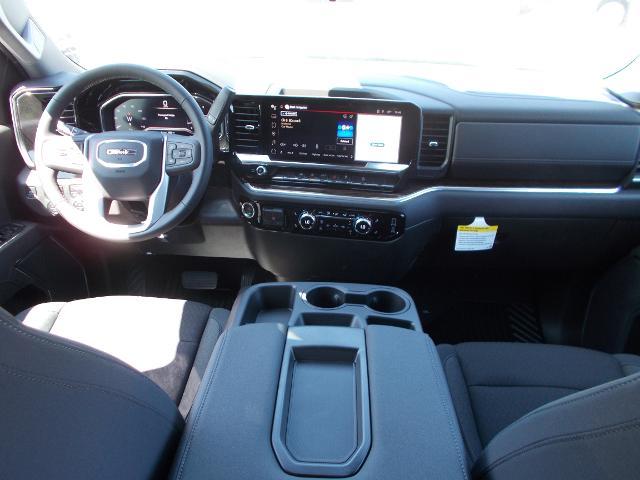 2025 GMC Sierra 1500 Vehicle Photo in LOWELL, MA 01852-4336