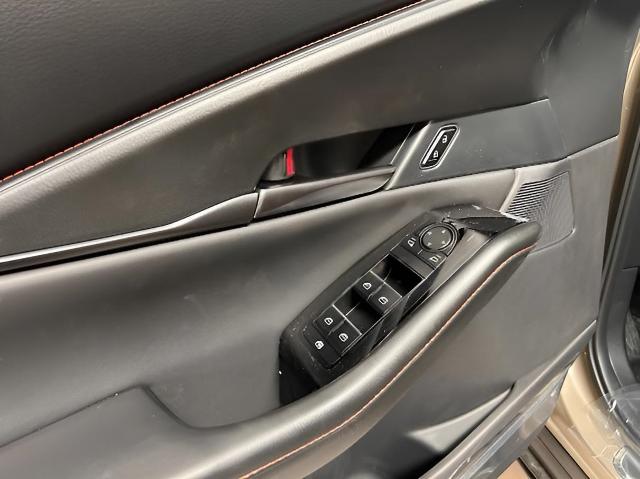 2025 Mazda CX-30 Vehicle Photo in Green Bay, WI 54304
