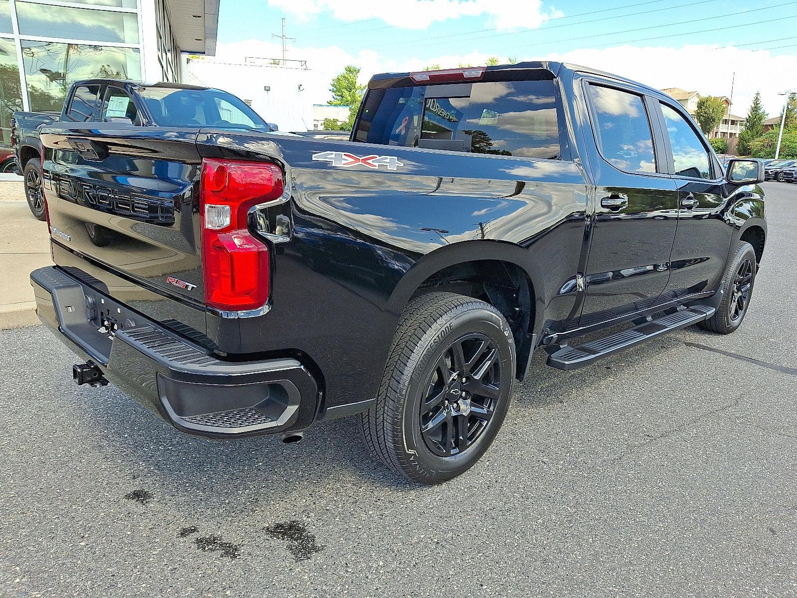 2023 Chevrolet Silverado 1500 Vehicle Photo in BETHLEHEM, PA 18017-9401