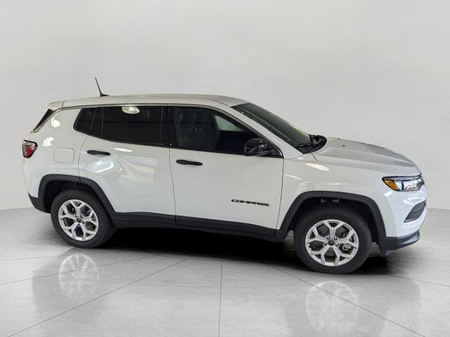 2025 Jeep Compass Vehicle Photo in Oshkosh, WI 54901