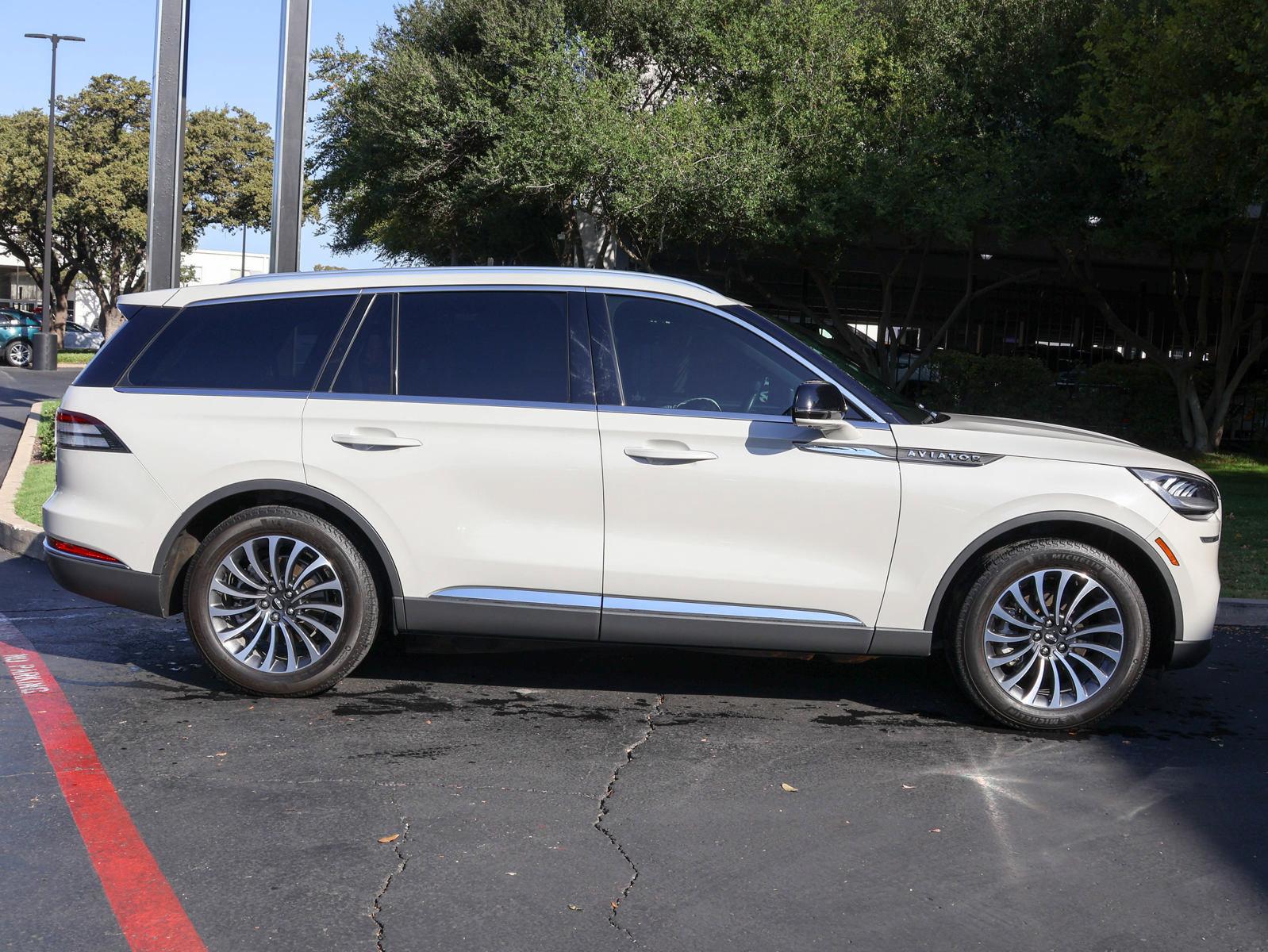 2020 Lincoln Aviator Vehicle Photo in DALLAS, TX 75209-3095