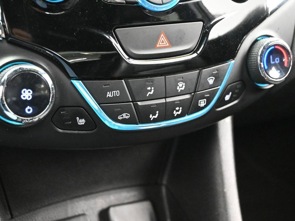 2016 Chevrolet Cruze Vehicle Photo in Marion, IA 52302