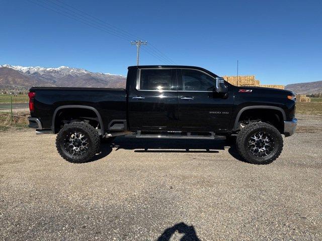 2023 Chevrolet Silverado 3500HD LTZ photo 8