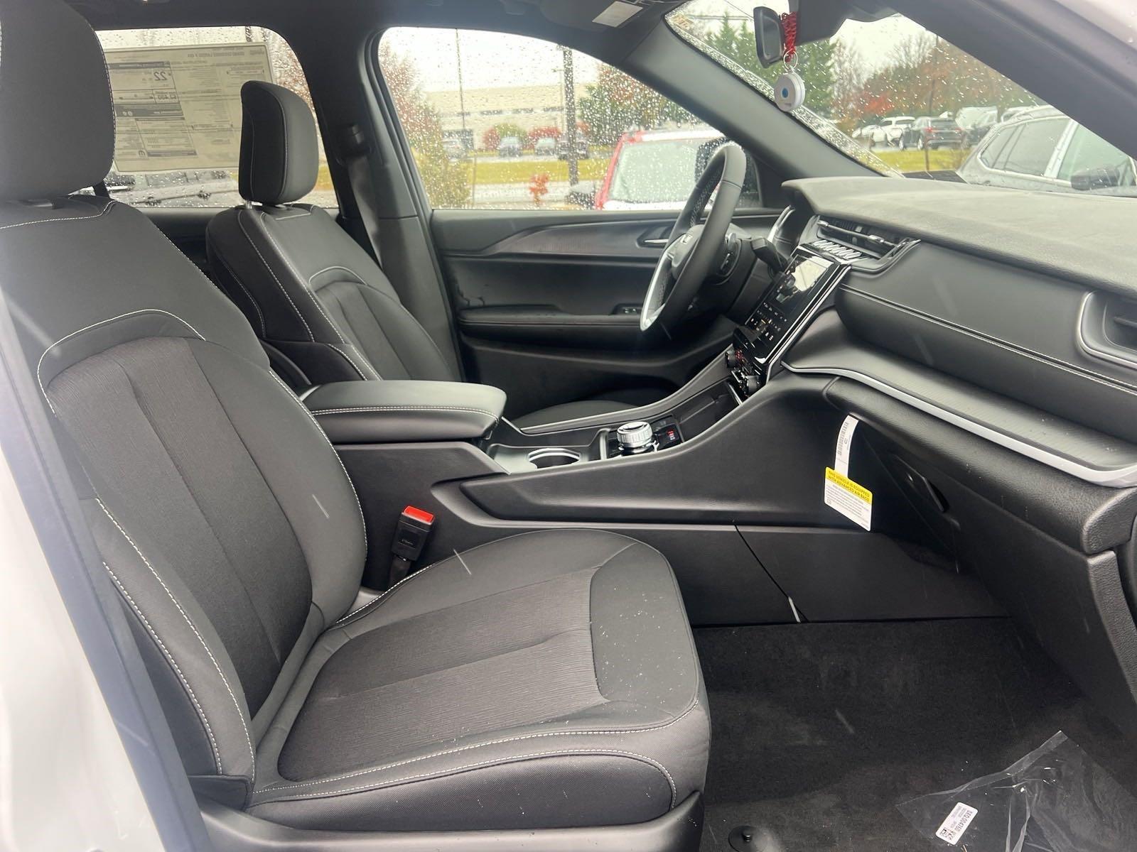 2025 Jeep Grand Cherokee Vehicle Photo in Mechanicsburg, PA 17050-1707