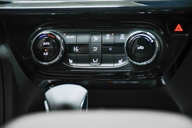 2025 Chevrolet Trax Vehicle Photo in EVERETT, WA 98203-5662