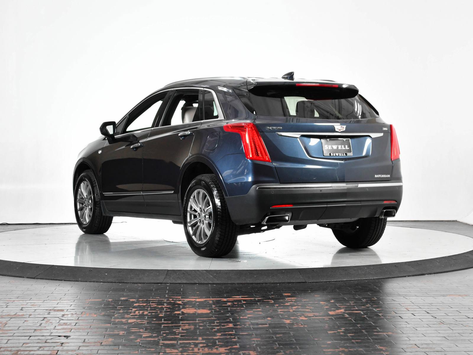 2018 Cadillac XT5 Vehicle Photo in DALLAS, TX 75235