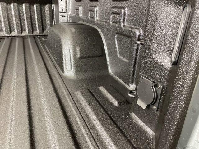 2025 Chevrolet Silverado 1500 Vehicle Photo in PHOENIX, AZ 85014-3381