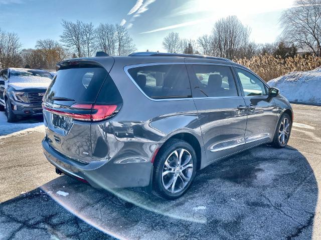 2022 Chrysler Pacifica Vehicle Photo in WILLIAMSVILLE, NY 14221-2883