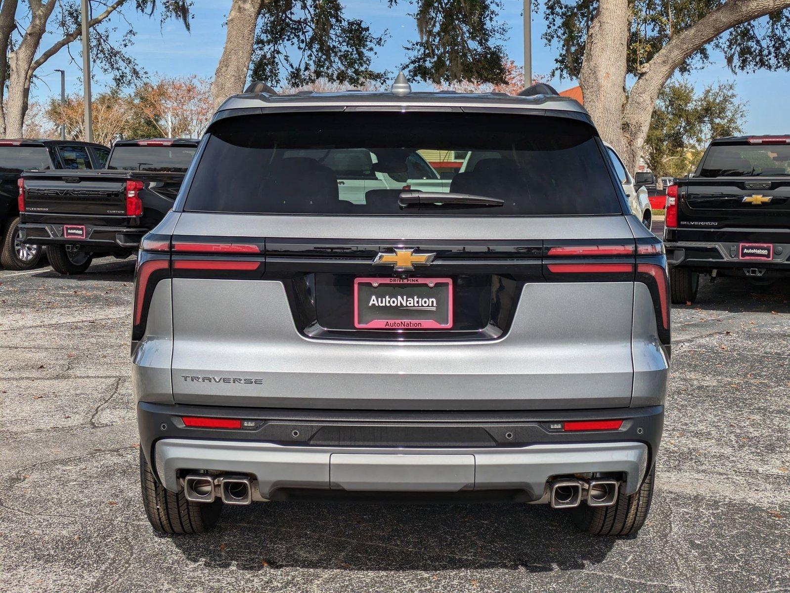 2025 Chevrolet Traverse Vehicle Photo in ORLANDO, FL 32812-3021