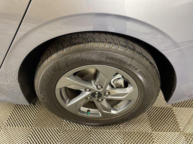 2022 Kia K5 Vehicle Photo in PHOENIX, AZ 85014-3381