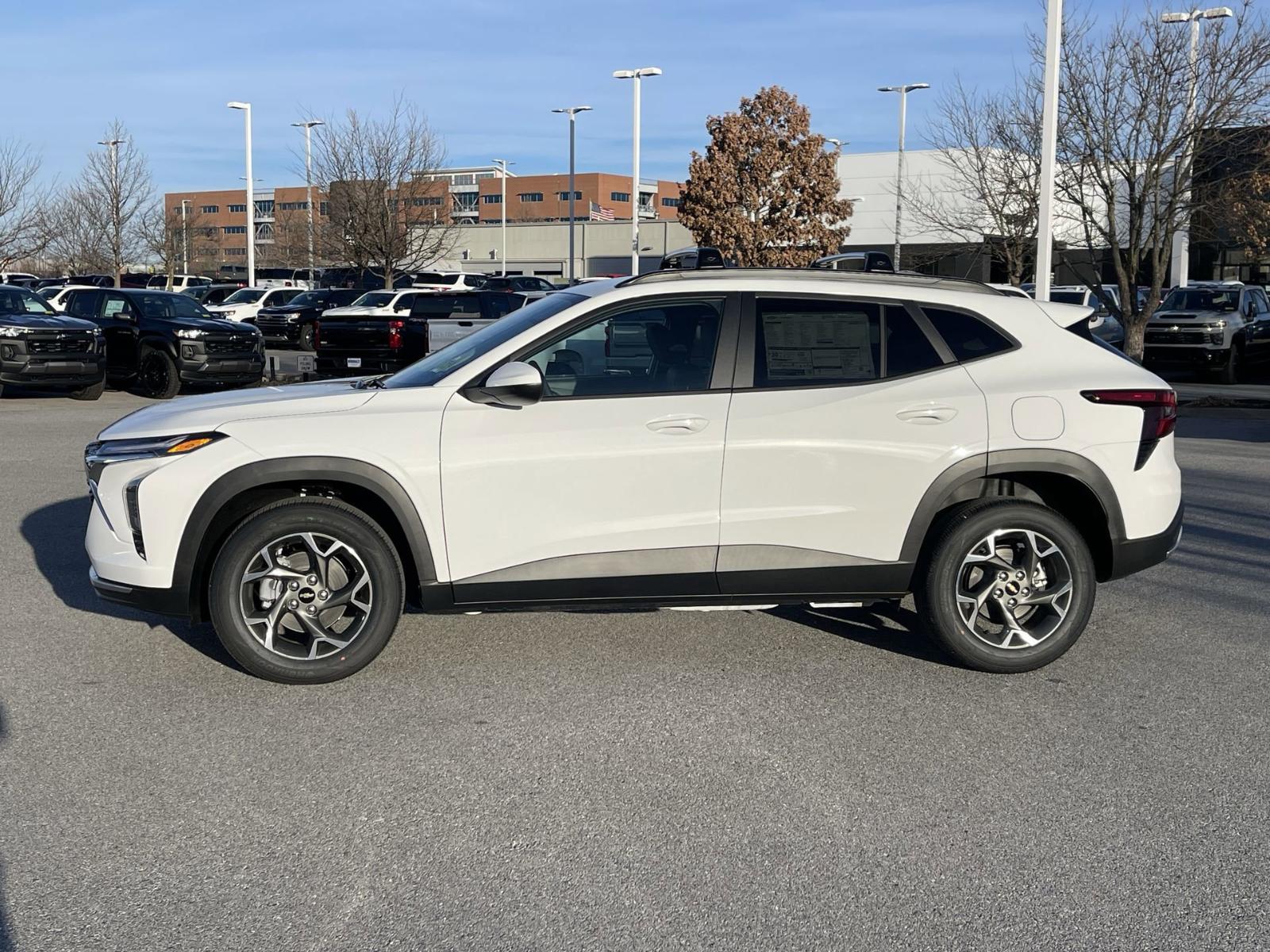 2025 Chevrolet Trax Vehicle Photo in BENTONVILLE, AR 72712-4322