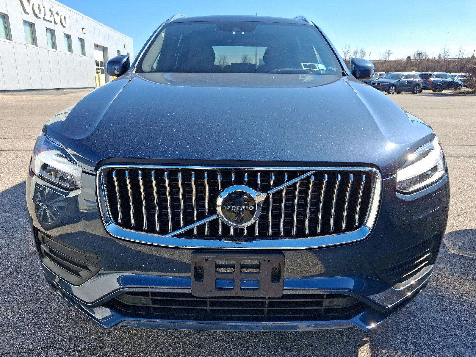 2022 Volvo XC90 Vehicle Photo in Trevose, PA 19053