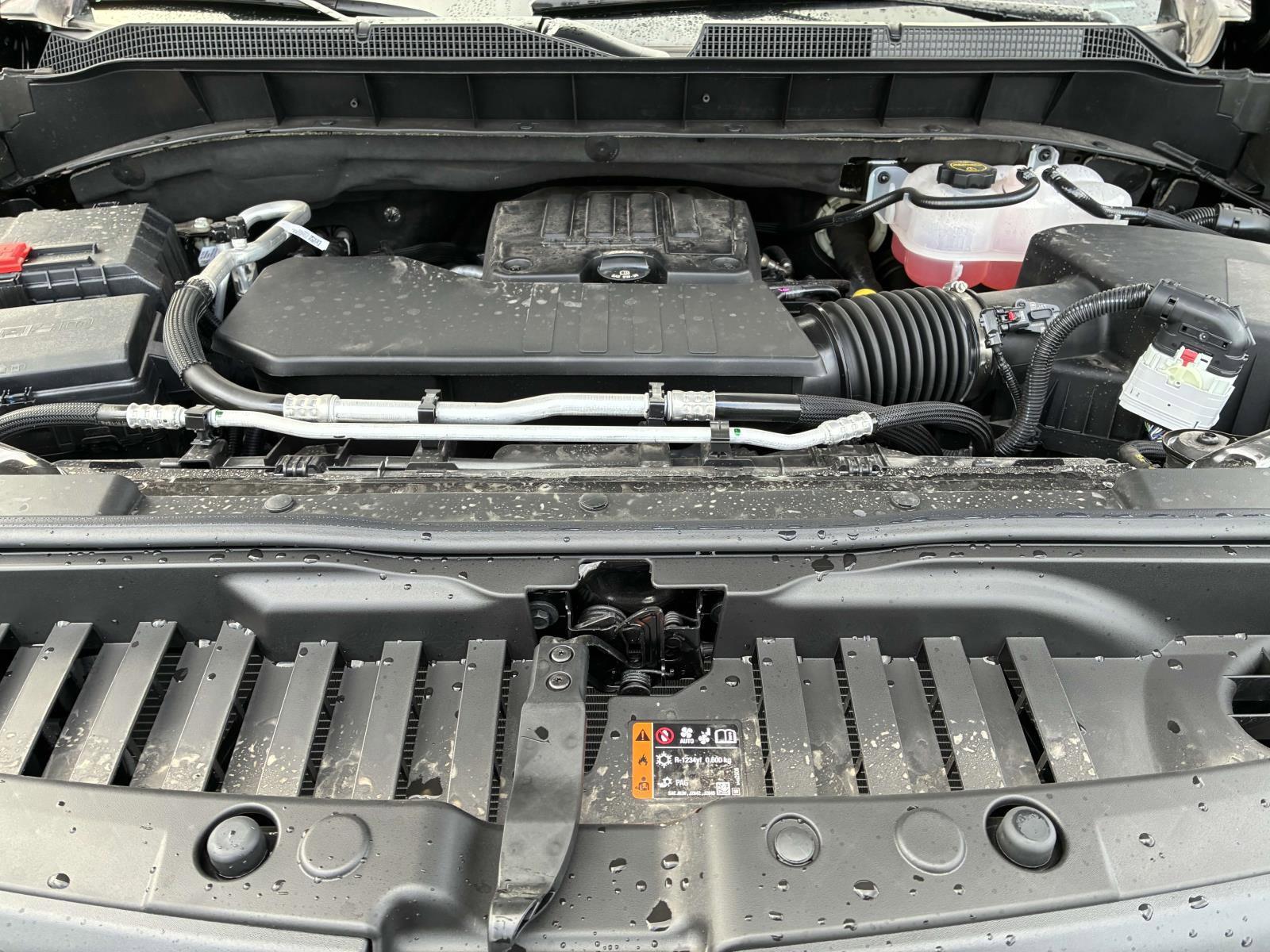 2025 Chevrolet Silverado 1500 Vehicle Photo in LOS ANGELES, CA 90007-3794