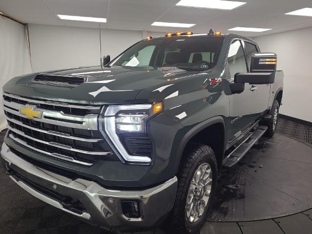2025 Chevrolet Silverado 2500 HD Vehicle Photo in THOMPSONTOWN, PA 17094-9014