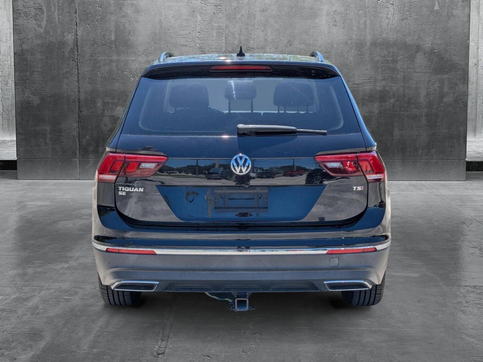 2018 Volkswagen Tiguan Vehicle Photo in PEMBROKE PINES, FL 33024-6534