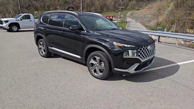 2022 Hyundai SANTA FE Vehicle Photo in Pleasant Hills, PA 15236