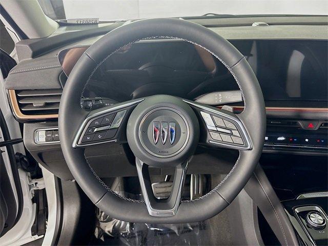 2025 Buick Envision Vehicle Photo in PUYALLUP, WA 98371-4149