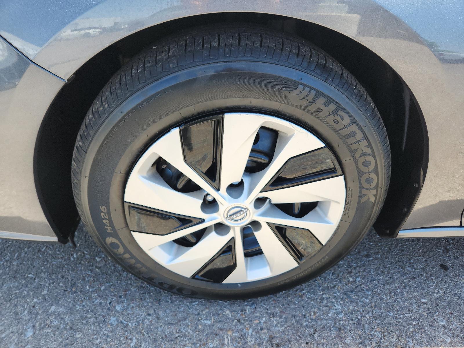 2024 Nissan Altima Vehicle Photo in Albuquerque, NM 87110