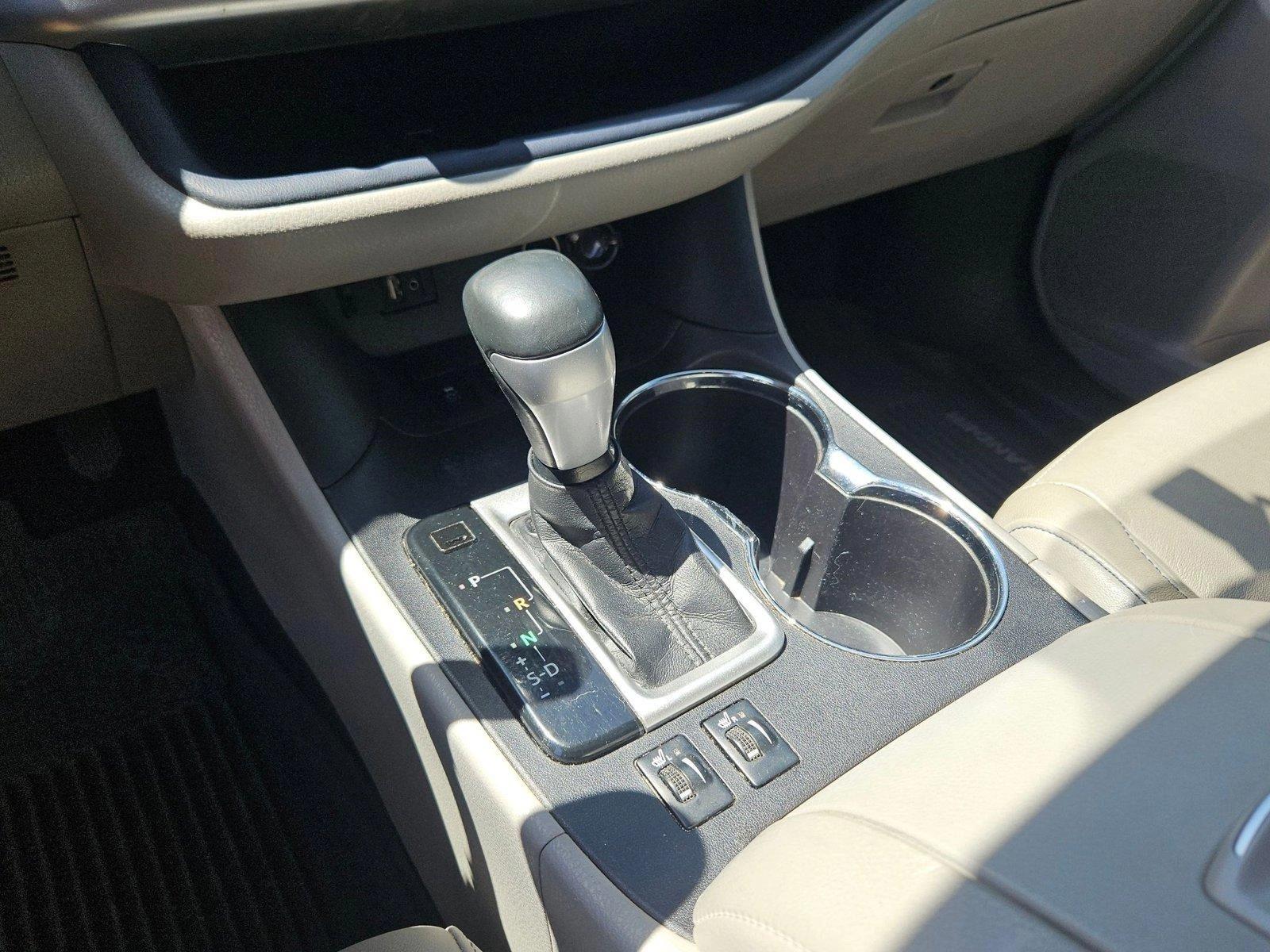 2016 Toyota Highlander Vehicle Photo in GILBERT, AZ 85297-0446