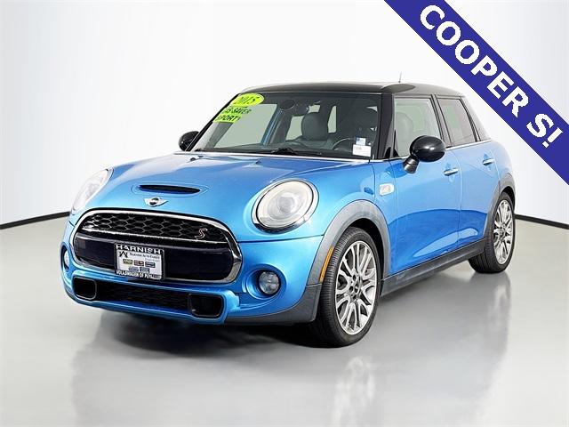 2015 MINI Cooper S Hardtop 4 Door Vehicle Photo in Puyallup, WA 98371