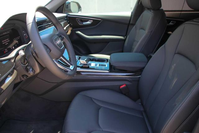 2025 Audi Q8 Vehicle Photo in SUGAR LAND, TX 77478