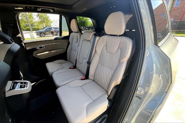2025 Volvo XC90 Vehicle Photo in Houston, TX 77007