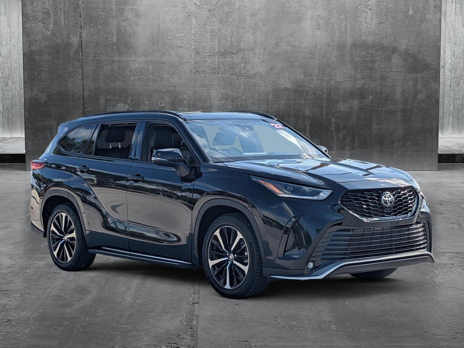 2022 Toyota Highlander Vehicle Photo in Davie, FL 33331