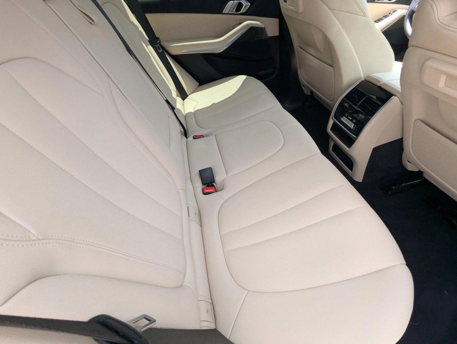 2022 BMW X5 xDrive40i Vehicle Photo in Delray Beach, FL 33444