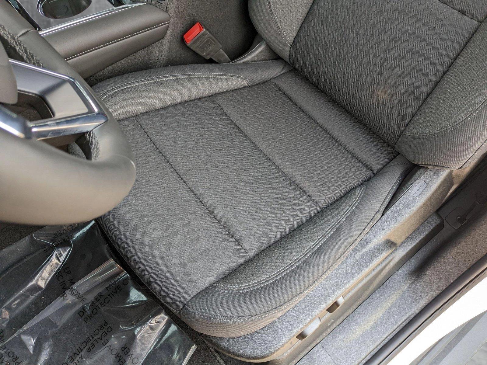 2025 Chevrolet Suburban Vehicle Photo in MIAMI, FL 33134-2699