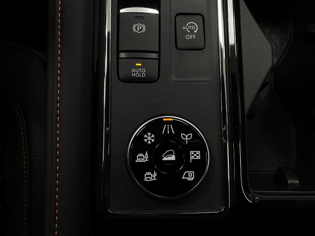 2025 Nissan Pathfinder Vehicle Photo in Appleton, WI 54913