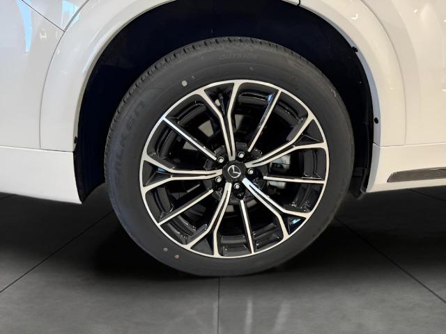 2025 Mazda CX-70 Vehicle Photo in Green Bay, WI 54304