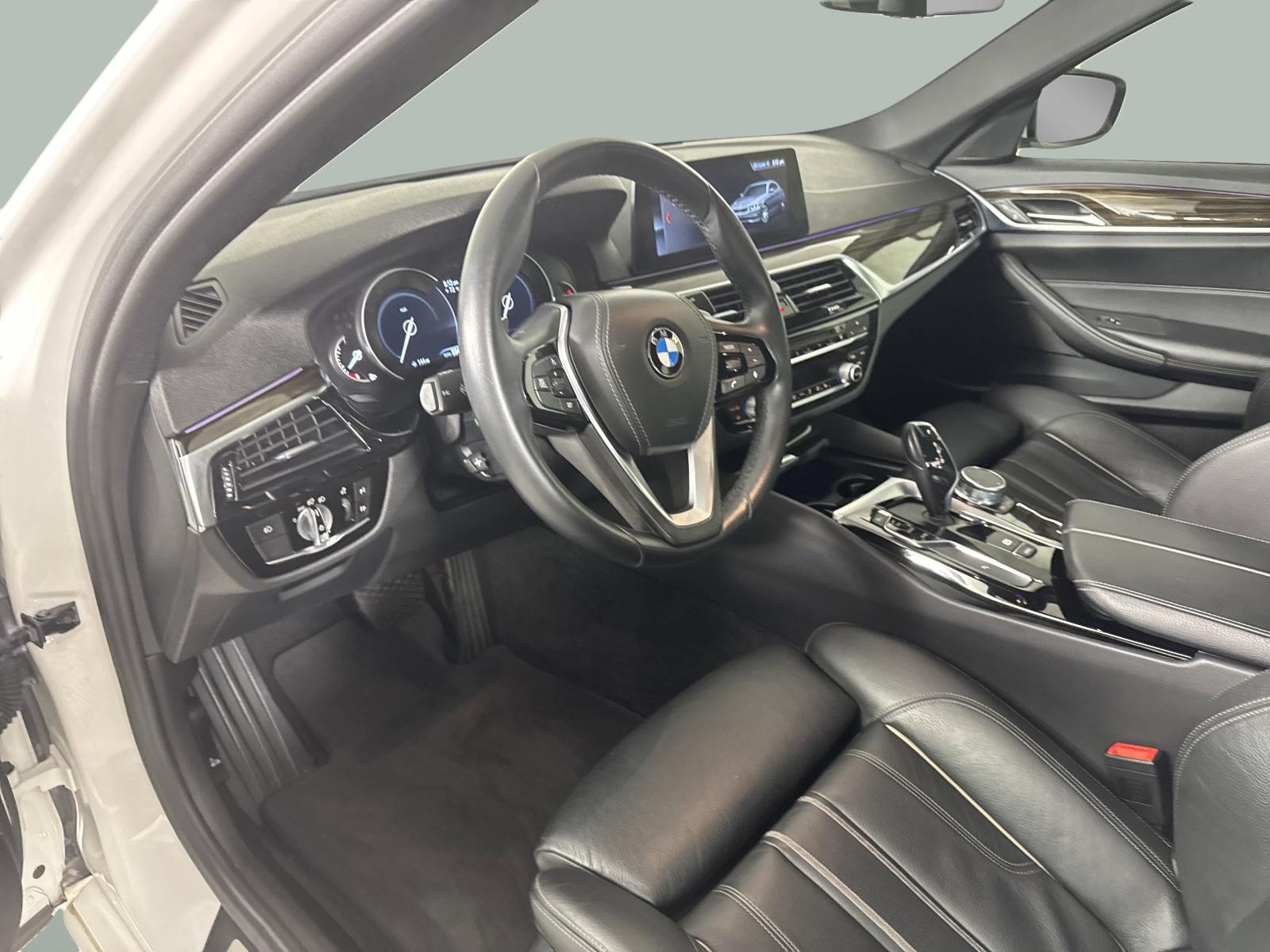 2018 BMW 5 Series Vehicle Photo in GEORGETOWN, TX 78626-7508