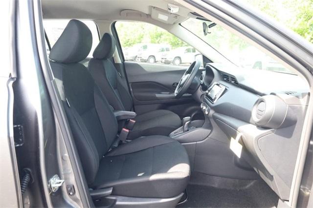 2025 Nissan Kicks Play Vehicle Photo in Hazelwood, MO 63042