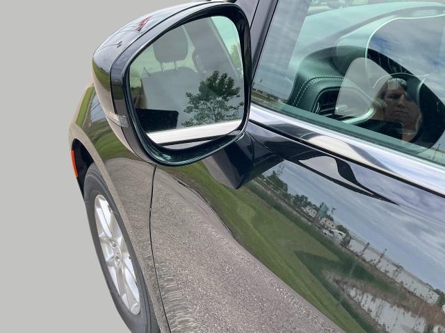 2025 Chrysler Pacifica Vehicle Photo in Kaukauna, WI 54130