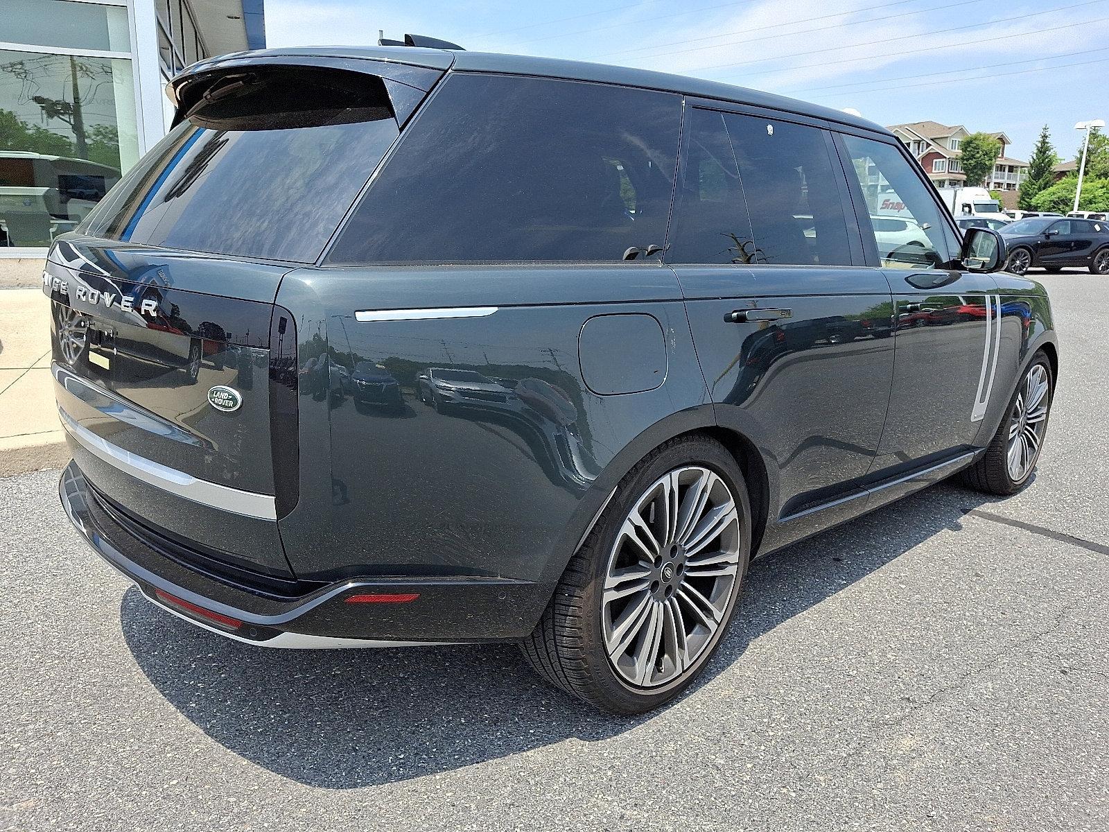 2023 Land Rover Range Rover Vehicle Photo in BETHLEHEM, PA 18017-9401