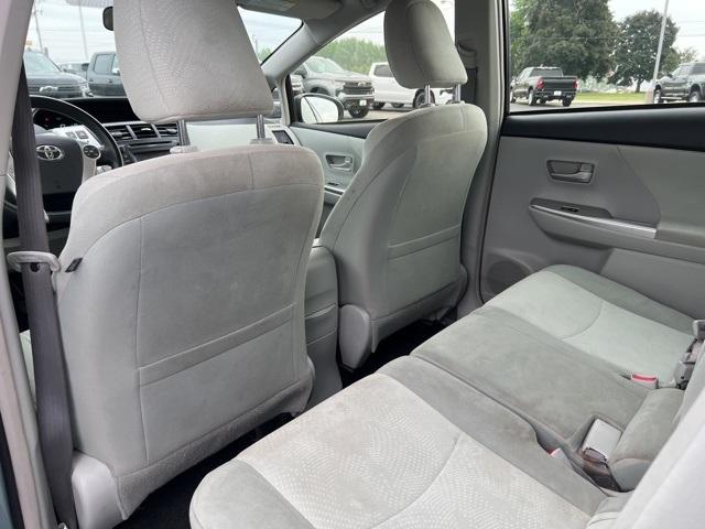 2014 Toyota Prius v Vehicle Photo in GREEN BAY, WI 54304-5303