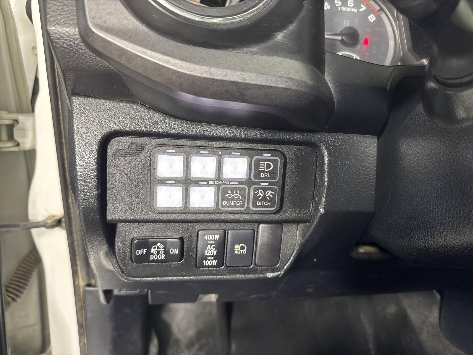 2018 Toyota Tacoma Vehicle Photo in GEORGETOWN, TX 78626-7508