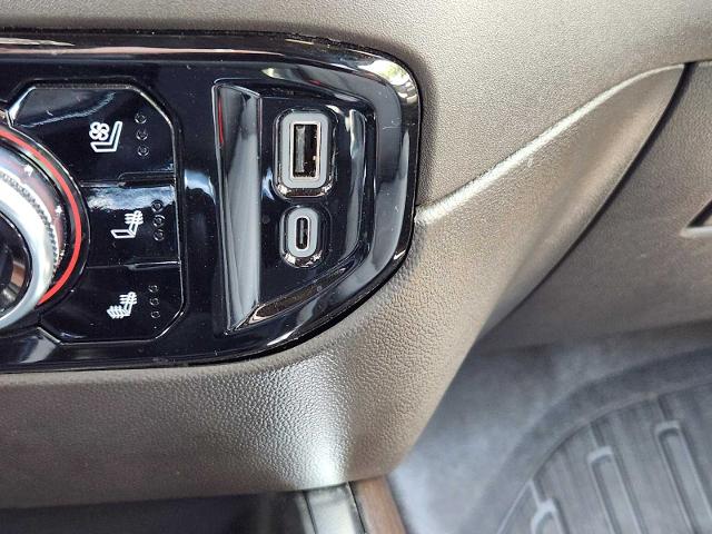 2023 GMC Sierra 1500 Vehicle Photo in DENTON, TX 76210-9321