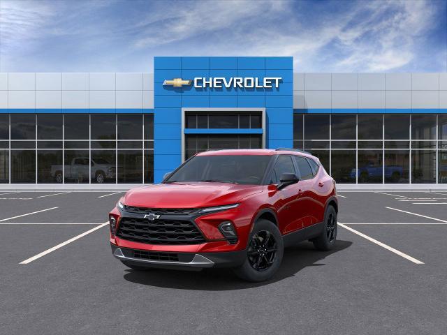 2025 Chevrolet Blazer Vehicle Photo in VALENCIA, CA 91355-1705