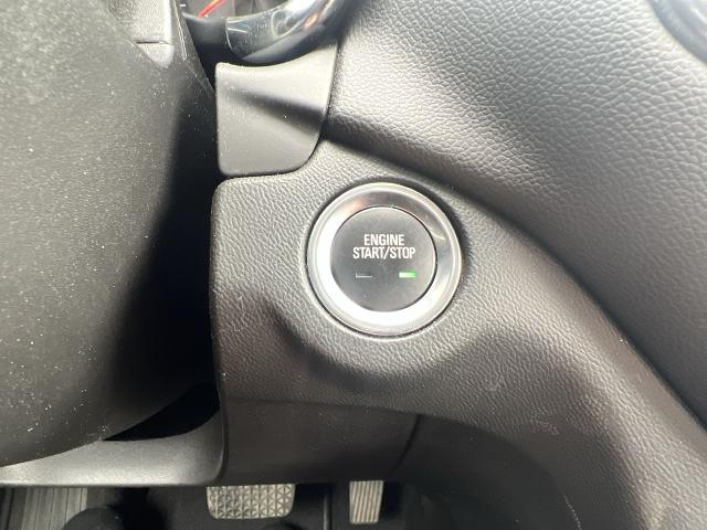 2022 Chevrolet Equinox Vehicle Photo in BOSTON, NY 14025-9684