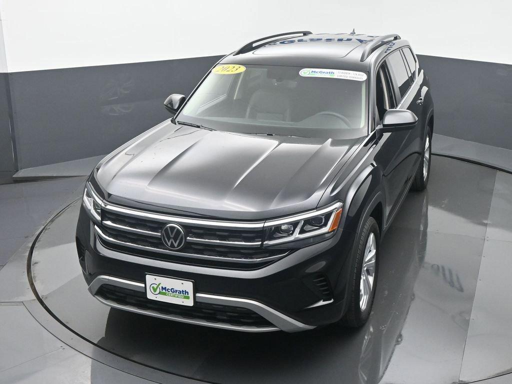 2023 Volkswagen Atlas Vehicle Photo in Marion, IA 52302
