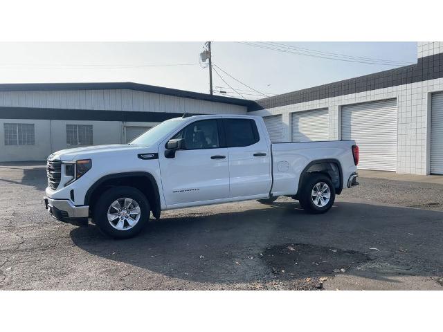 2025 GMC Sierra 1500 Vehicle Photo in TURLOCK, CA 95380-4918